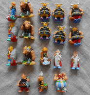 ASTERIX Lot 18 Figurines - Figurine In Plastica