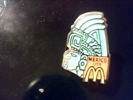 Pin' S Publicitaire  En Metal    Avec Fermoir Ancien Mexico Cicity Mac Donald's - McDonald's