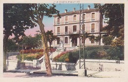 CPA Capestang - Ecole De Garcons Et Monument Aux Morts - 1947 (39712) - Capestang