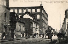 76. CPA. SAINT SEVER ROUEN. Sortie Des Ouvriers Ets Berger, Filature De La Ruche, Rue D'Elbeuf. 1919. - Other & Unclassified