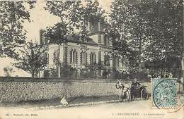 Seine Et Marne -ref-B457- Le Chatelet En Brie - La Gendarmerie - Police - Gendarmeries - Carte Bon Etat - - Le Chatelet En Brie