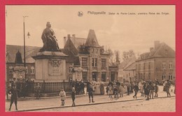 Philippeville - Statue De Marie-Louise, Première Reine Des Belges - Superbe Animation ( Voir Verso ) - Philippeville