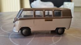 Tekno 410 Volkswagen Taxa Splitscreen Combi Type 1 - Vrachtwagens, Bus En Werken