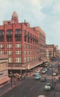 Des Moines Iowa, Walnut Street Looking East, Autos Business Area, C1950s Vintage Postcard - Des Moines