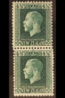 \Y 1915-30\Y 4½d Deep Green, Mixed Perf Vertical Pair, SG 423b, Never Hinged Mint. For More Images, Please Visit Http:// - Andere & Zonder Classificatie