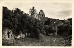 1 Cpsm Beynes - Les Ruines Du Château - Beynes