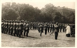 * T2 Budapest VIII. M. Kir. Honvéd Ludovika Akadémia, Tisztavatás, Darutollas Tisztek. Schäffer Udv. Fényképész Photo - Unclassified