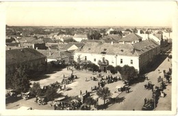 * T2/T3 1948 Érsekújvár, Nové Zámky; Fő Tér, Piac, Arany Oroszlán Szálloda, Néder János üzlete / Market Square, Hotel, S - Unclassified