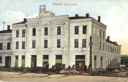 T2/T3 1915 Zólyom, Zvolen; Városi Szálloda, útépítés. Kiadja Az Uránia Papírkereskedés / Hotel, Road Construction (EK) - Unclassified