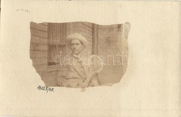 T2/T3 1912 Man Wearing A Hat With Tennis Racket. Photo (fl) - Non Classés