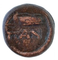 Boszporosz Kr. E. ~IV-III. Század Bronzpénz (3,42g) T:3
Bosporos ~4th-3rd Century BC Bronze Coin (3,42g) C:F - Non Classés