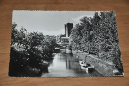 8042-   AGDE, PERSPECTIEF SUR LA CATHEDRALE - Agde