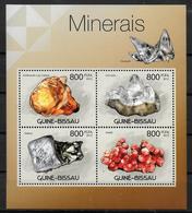 GUINEE BISSAU Feuillet  N°  4302/05  * *  ( Cote 17e )  Mineraux - Minerals