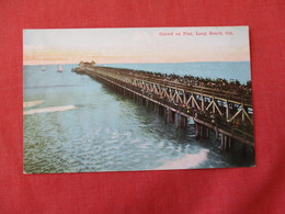 Crowd On Pier  California > Long Beach    Ref 3189 - Long Beach