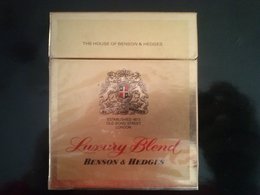 BENSON & HEDGES - Luxury Blend - English Empty Cigarettes Carton Box - Around (environ) 1970 - Sigarettenkokers (leeg)