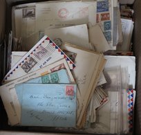 Large Accumulation Of Covers From All Reigns, Many Small Queen's, First Flights & 1940's FDC's Noted. This Lot Really De - Autres & Non Classés