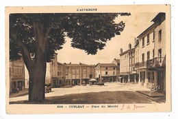 CUNLHAT   (cpsm 63)   Place Du Marché    -  L 1 - Cunlhat