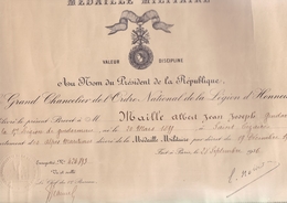 BREVET DE MEDAILLE MILITAIRE / GRAND CHANCELIER LEGION D HONNEUR / GENDARME 15 E LEGION DE  GENDARMERIE / SAINT CEZAIRE - Francia