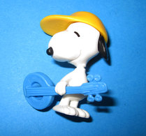 K94 N 39 PEANUTS SNOOPY KINDER Ferrero - Dessins Animés