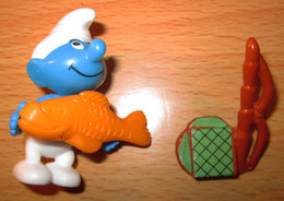 K02 N 66 PUFFO PESCATORE KINDER Ferrero - Cartoons