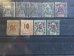 MAYOTTE 1892 - 1912, Petit Lot Type Groupe 9 Timbres Yvert 1 (×2),5,19,25,26,27,28 (×2) Btb Cote 50 Euros - Nuevos