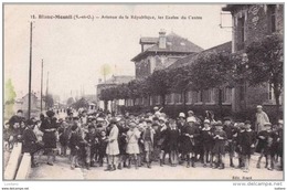 CPA - Blanc Mesnil - Avenue De La République, Les Ecoles Du Centre - France ( 2 Scans ) - Le Blanc-Mesnil