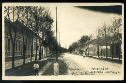 PÉTERRÉVE 1941. Csendőr Laktanya, Fotós, Régi Képeslap  /  Gendarme Barracks Vintage Pic. P.card - Ungheria