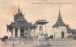 ¤¤  -  CAMBODGE   -  PNOM-PENH  -  La Pagode Royale Et La Statue Du Roi Norodom   -   ¤¤ - Cambodge