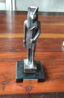 Sculpture En Bronze Anubis Michel Ange , Hauteur Environ:15 Cm Sur 7 Cm Avec Socle,cadeau Original De Valeur - Brons