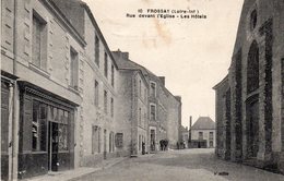 FROSSAY - Rue Devant L'Eglise - Les Hôtels - Frossay