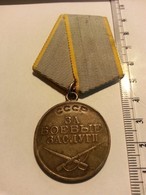 Medaille / Medal - CCCP "For Battle Merit" Met Nummer "2772852". - Russia