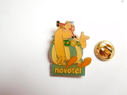 Beau Pin's , BD , Astérix , Obélix , Novotel - BD