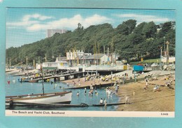 Old Small Post Card Of The Beach And Yacht Club,Southend,Essex,N69. - Southend, Westcliff & Leigh