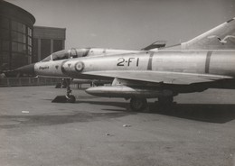 Rare Photo Véritable Salon Du Bourget Années 60 Mirage IIIB Taille 12.7 X 9 Cm - Aviation
