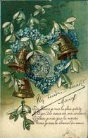 Fantaisie Vœux Pâques Cloches Et Myosotis Carte De 1903 Ou 1908 (pli En Bas à Droite) - Ostern