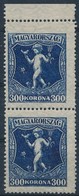 ** 1924 Jótékonyság 300K Függőleges ívszéli Pár, A Felső Bélyeg 2 Mm-el Magasabb - Sonstige & Ohne Zuordnung