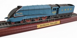 A4 Pacific Mallard Vonatmakett, Jó állapotban, H: 21 Cm - Autres & Non Classés