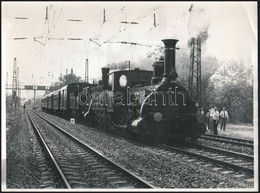 1985 MÁV 335-ös és 341-es Mozdonyok Vontatják A Vác-Veresegyház Vonal Megnyitásának Centenáriumára Indított Különvonat,  - Autres & Non Classés