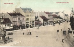 T2 1911 Szombathely, Erzsébet Királyné Utca, Szentháromság Szobor, Schuster Gyula üzlete - Non Classés