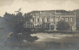 * T2 Arad, Megyeháza / County Hall. Photo - Non Classés