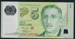 SINGAPORE  P47d 5 DOLLARS  2013 #4AS  2 Triangles  VF NO P.h; - Singapour