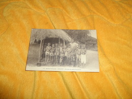 CARTE POSTALE ANCIENNE NON CIRCULEE DATE ?...../  GUINEE FRANCAISE. - CONAKRY GROUPE DE PETITS SOUSSONS.. - French Guinea