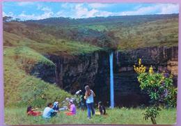 CUIABA - Veu De Noiva, Cachoeira Localizada Na Chapada Dos Guimaraes - Mato Grosso - Brasil Turistico - Waterfall   Nv - Cuiabá