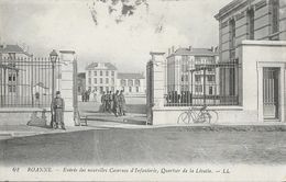 Roanne - Entrée Des Nouvelles Casernes D'Infanterie - Quartier De La Livatte - Carte LL N° 62 - Casernes