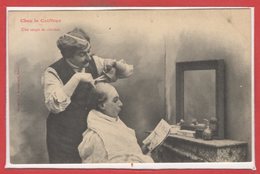 METIERS - COIFFEURS - Chez Le Coiffeur - Une Coupe De Cheveux - Artisanat