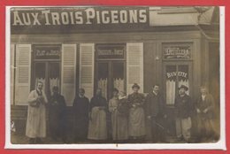 COMMERCE --  CARTE PHOTO - RARE - Restaurant - Aux Trois Pigeons  Devillers - Amiens ? - Restaurants