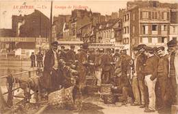 76-LE-HAVRE- UN GROUPE DE PÊCHEURS - Hafen