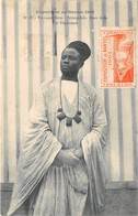 44-NANTES-EXPOSITIONS DE NANTES 1904- VILLAGE NOIR- SENEGALAIS RACE GRIO- UN TISSERAND - Nantes