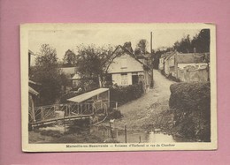 CPA   -  Marseille En Beauvaisis - Ruisseau D'Herboval Et Rue Du Chaufour - Marseille-en-Beauvaisis