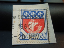 Timbre Blason PARIS   Oblitéré  0,30 1965 Collé Sur Reste D'enveloppe - Autres & Non Classés